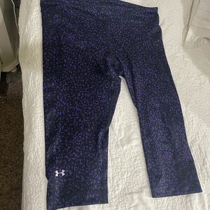 Brand new- under armor compression workout pants